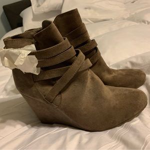 Madden Booties, size 10, New